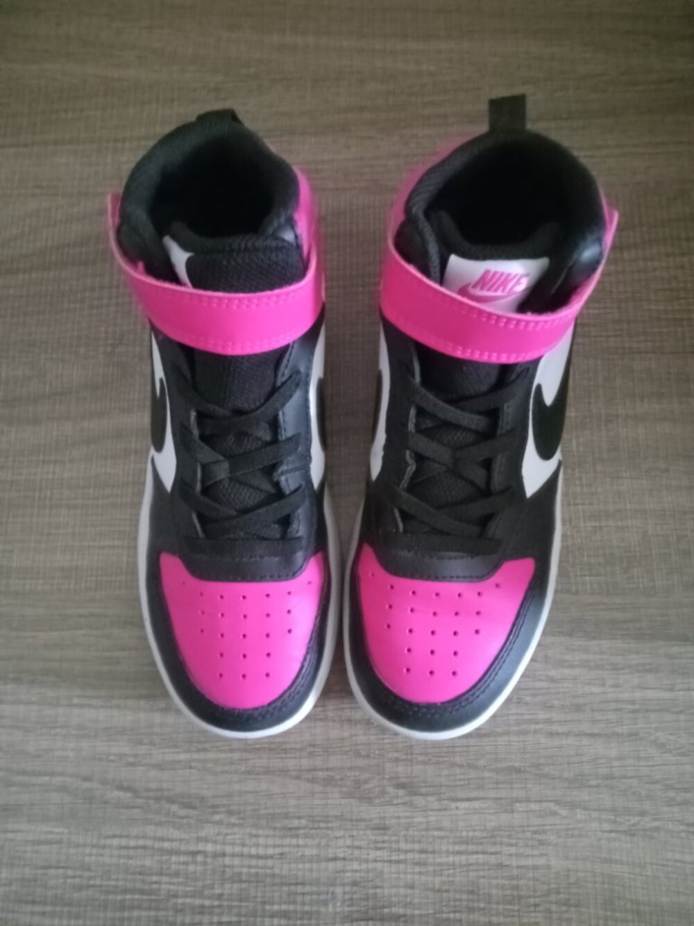 Girl's High-top Nike Shoes